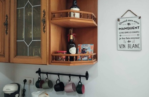 Saint-Genes-la-Tourette House | Country cottage