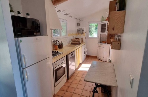 Saint-Pierre-de-Vassols House | Country house with exceptional view
