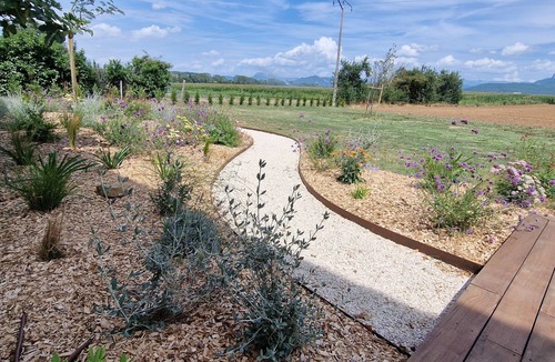 La Begude-de-Mazenc House | Country house in Drôme provençale