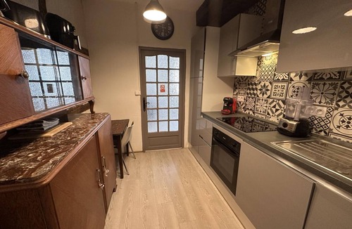 Besson Cottage | Country house in Besson with authentic charm