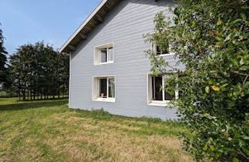 Les Voivres Cottage | Country house with large garden, near thermal spa and nature