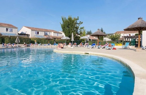 Vallon-Pont-d'Arc Apartment | Cozy 3-Room Apartment, A/C, Pool, Pets Welcome, Free Parking, Near Pont d'Arc