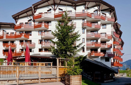La Perriere Apartment | Cozy apartment in La Tania center, 4 pers, ski-in/ski-out
