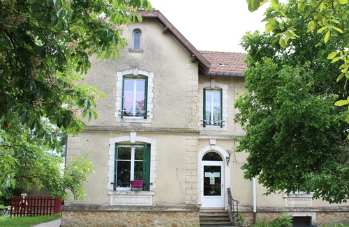 Haraucourt Cottage | Cozy Apartment Near Nancy and Lunéville with Private Garden and Free Parking