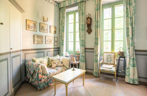 Montbrun-les-Bains Apartment | Cozy Apartment with Swimming Pool, Terrace, Garden, Parking