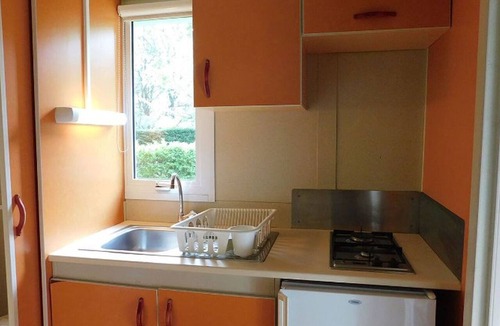 Vesseaux Ski Chalet | Cozy chalet, pets allowed - 2 guests
