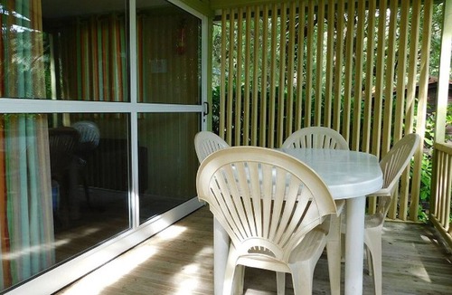 Vesseaux Ski Chalet | Cozy chalet, pets allowed - 2 guests