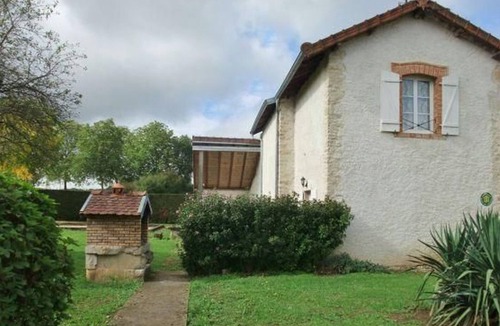 La Roche-Morey Cottage | Cozy cottage with garden, wifi and outdoor activities