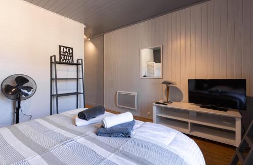 Jonzac Apartment | Cozy Cozy