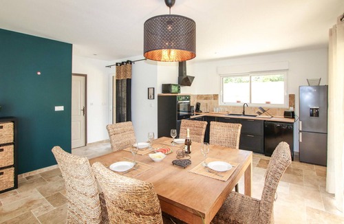 Grignan House | Cozy home in Grignan with private swimming pool, can be inside or outside