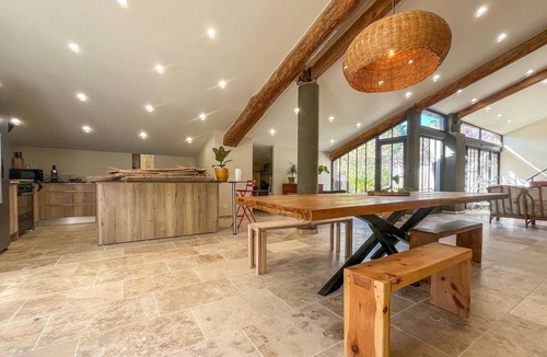 Mornas House | Cozy home in Mornas with sauna
