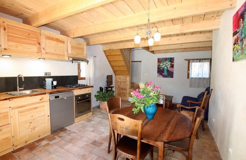 Saint-Didier House | Cozy home in ST Didier