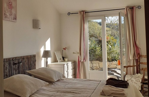 Saint-Pierre-de-Vassols House | Cozy house with a view, quiet on 5 hectares of vines