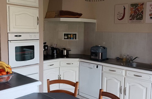 Chatte House | Cozy house with a garden - Sleeps 14