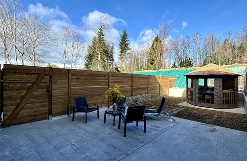 Sanchey Cottage | Cozy house with private terrace in Sanchey