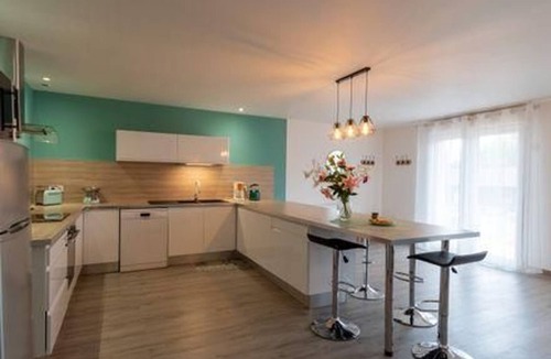 Venisey Cottage | Cozy modern cottage with garden, 2 bedrooms