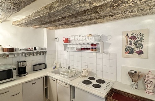 6th Arrondissement Apartment | Cozy Nest in the Heart of Saint Germain des Pres - Rue du Dragon Left Bank condo