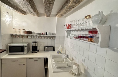 6th Arrondissement Apartment | Cozy Nest in the Heart of Saint Germain des Pres - Rue du Dragon Left Bank condo