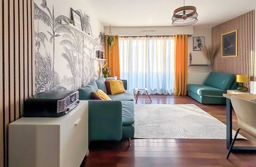 Marat - Parmentier Apartment | Cozy & quiet near Paris – Sleeps 4
