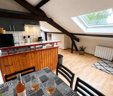 Besancon Apartment | Cozy studio proche gare Viotte
