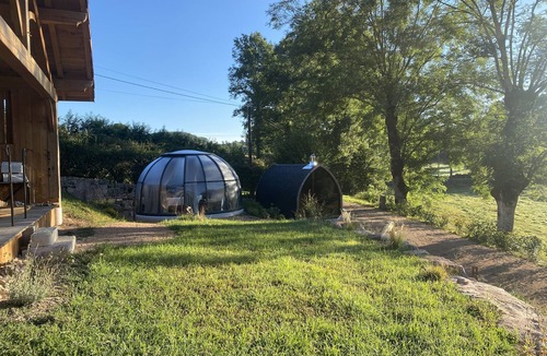 Varennes-sous-Dun Cabin | Dôme Transparent Hébergement Insolite