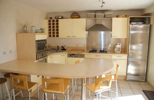 Pontcharra-sur-Turdine House | Dans une Villa, Guest House Indépendante de Plain Pieds , Jardin, Terrasse Avec