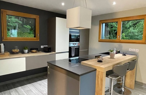 Les Grangettes Apartment | Das ruhige Les Grangettes mit Seeblick by Interhome