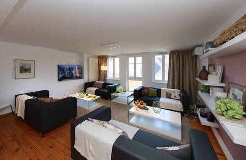 Old Town Apartment | decker duplex city center 145m2 ac 3br 3bth