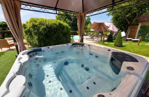 Conde-Northen Hotel | Demeures & Châteaux Domaine de la Grange de Condé