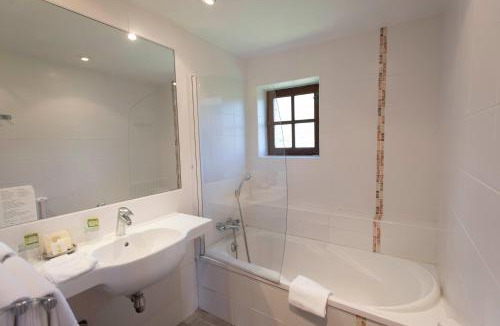 Le Poet-Laval Hotel | Demeures & Châteaux Hôtel Les Hospitaliers