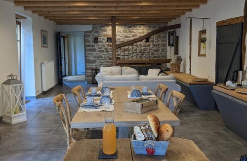 Pierre-Percee Bed & Breakfast | Des sapins aux étoiles