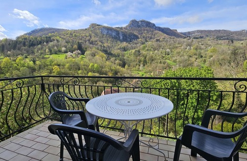 Mouthier-Haute-Pierre House | Detached house in picturesque village with beautiful view.