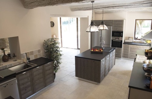Vaison-la-Romaine House | DOMAINE 5* SPA SAINT QUENIN®️30PERS-CLIMATISATION-HEATED POOL-JACUZZI-SAUNA