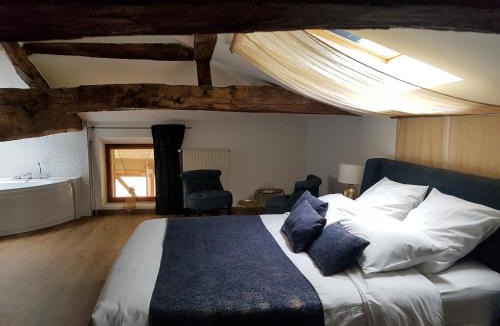 Jullie House | Domaine de la Fée-Licité