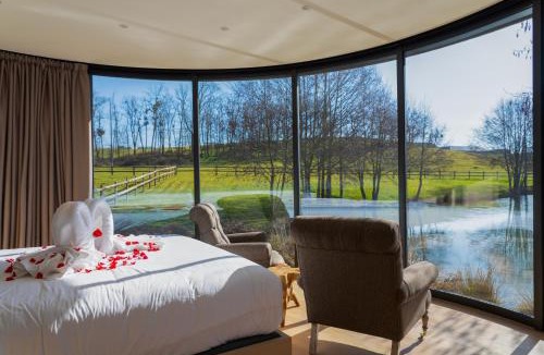 Saint-Jean-de-Trezy Hotel | Domaine de Rymska & Spa - Relais & Châteaux