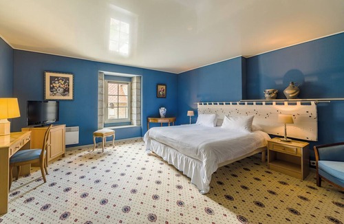 Cubry Hotel | Domaine du Château de Bournel