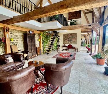 Varennes-sur-Allier Cabin | Domaine du Château de Chazeuil
