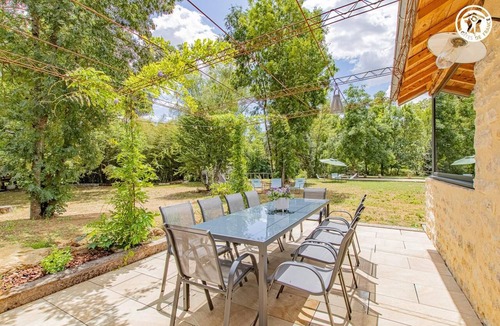 Volesvres House | Domaine du Vieux Moulin