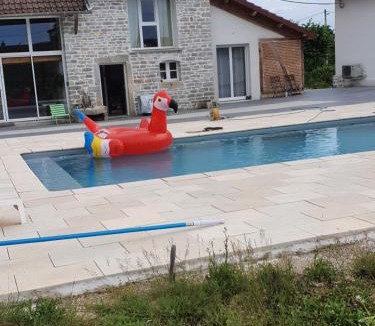 Saint-Symphorien-sur-Saone Apartment | Domaine Ravy-Lilas