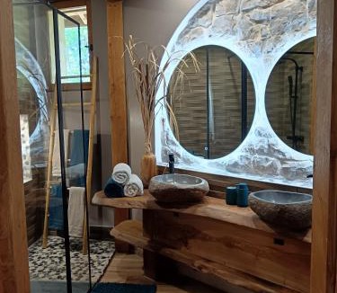 Champagnat Apartment | Domaine Moulin de Quincenat