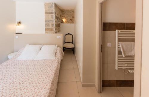 Buis-les-Baronnies Hotel | Domaine Saint Julien