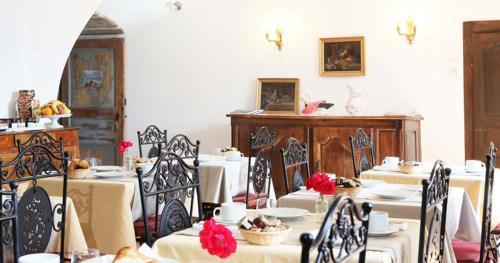 Salzuit Hotel | Domaine Saint-Roch Hotel Spa