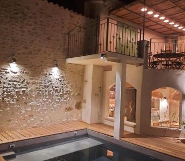 Valreas Villa | Drome provençale maison familiale calme dans village