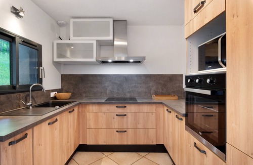 Saint-Pancrasse Apartment | Duplex La Source Amélie Apartment: Mountain View, Private Terrace, Wi-Fi