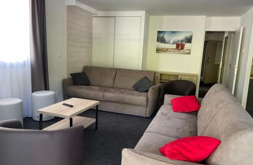 Eaux-Bonnes Apartment | Duplex à Gourette, 10 pers, Piscine et Animaux acceptés - FR-1-860-7