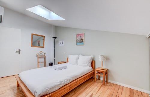 Saint-Cyprien Apartment | Duplex Tolosa - Pont-Neuf, Dôme de la Grave, 2 BDRs 85m2, AC, Free private car park 200m away - T3 85m2 avec clim, parking couvert gratuit à 200m