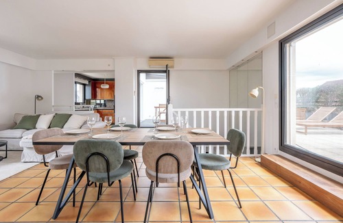 Adamville Apartment | East Paris rooftop apartment