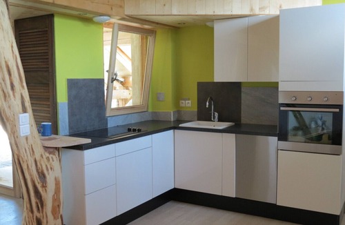 La Chapelle-sur-Furieuse Apartment | Eco gite 4 * 'On the Chemin des Vignes .' 2 steps from Salins les Bains