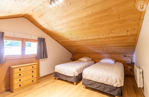 La Lechere House | EDELWEISS - PUSSY LA LECHERE