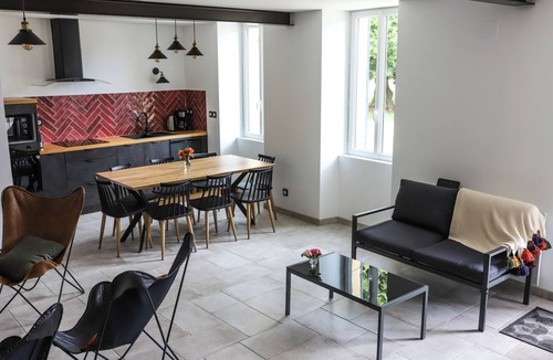 Rouffignac House | Eden: accommodation in a 6-8p. country house, 15 Kms from Jonzac